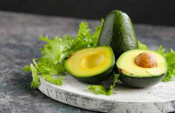 Comment faire pousser un avocatier pour obtenir des fruits ?