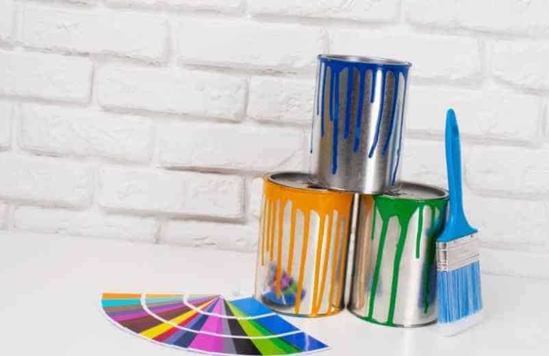 Les couleurs vives pour un meuble qui attire le regard ENOstudio