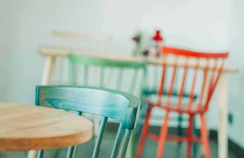 Quelle peinture et quelle finition choisir pour un vieux meuble en bois ? ENOstudio