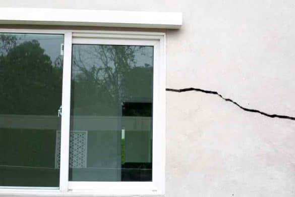 Fissure horizontale sur le mur extérieur d’une maison : faut-il s’inquiéter ? ENOstudio