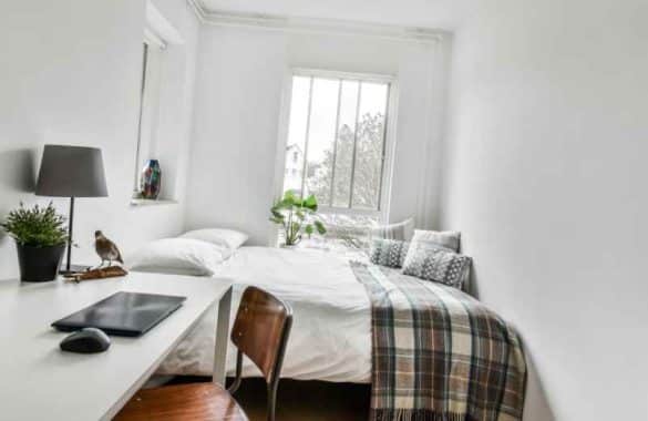 Comment aménager une petite chambre adulte sans perdre d’espace ?-ENOstudio