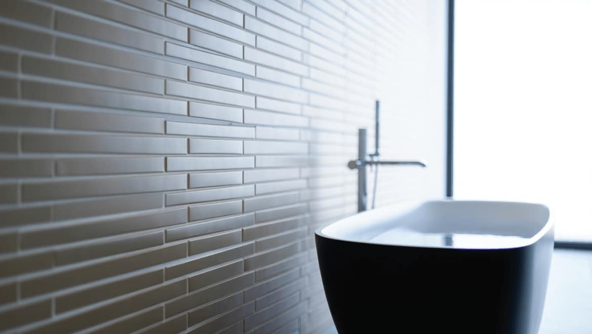 Adoptez le carrelage KitKat dans la salle de bains