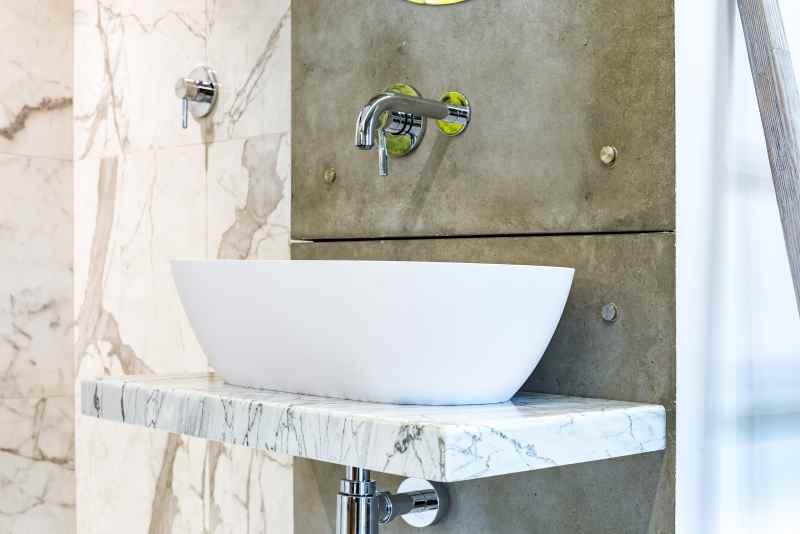 Feuille de pierre douche : un rendu spectaculaire ENOstudio