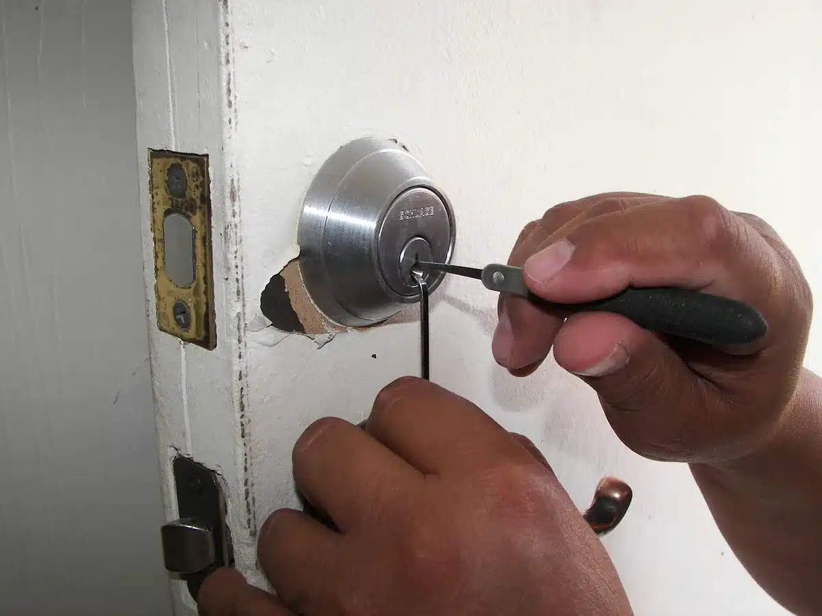 Double de clés d'accès à un logement